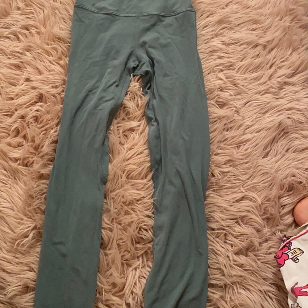 Lululemon 25’ Tidewater Teal align leggings